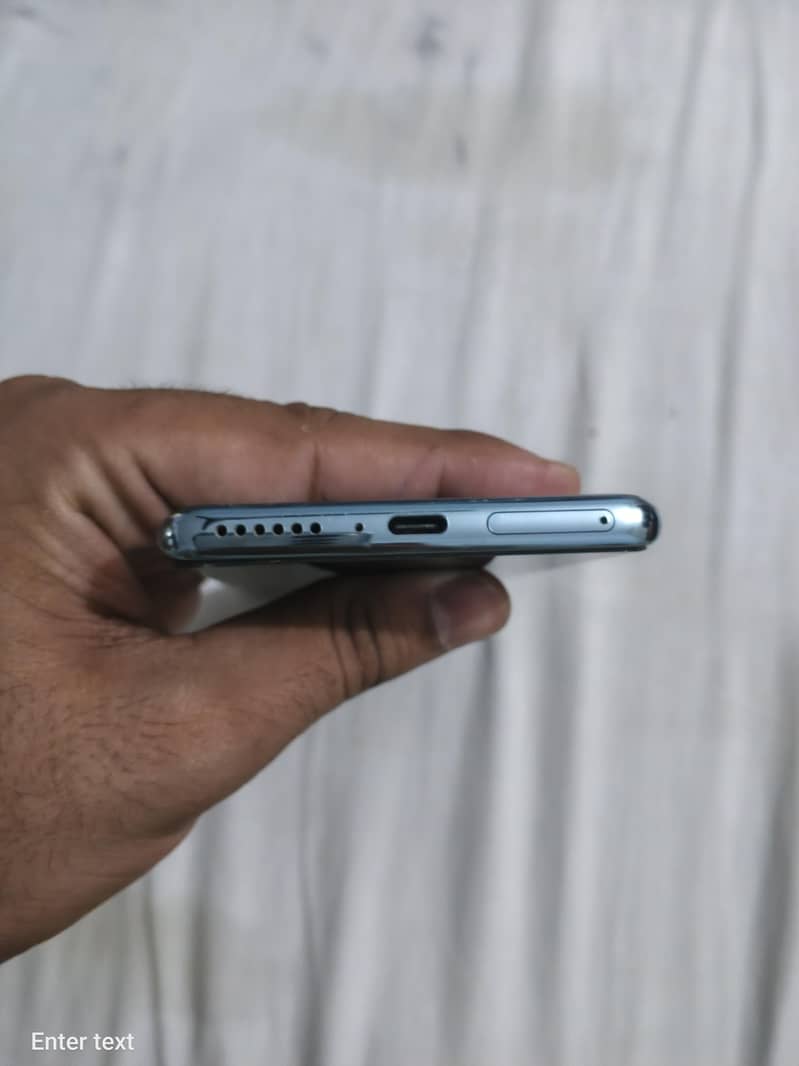 Xiaomi Redmi Note 14 Pro 4