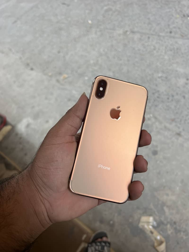 Apple iPhone XS 6