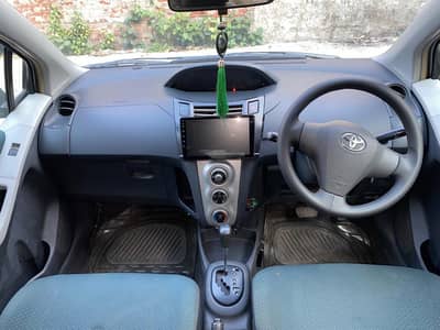 Toyota Vitz 2013