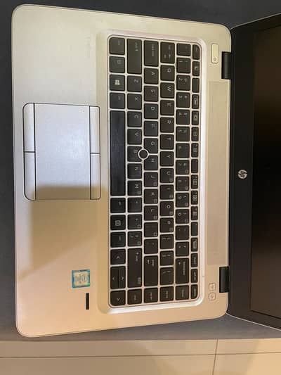HP EliteBook 840 G4 – Intel Core i5, 8GB RAM, 256GB SSD + 500GB HDD