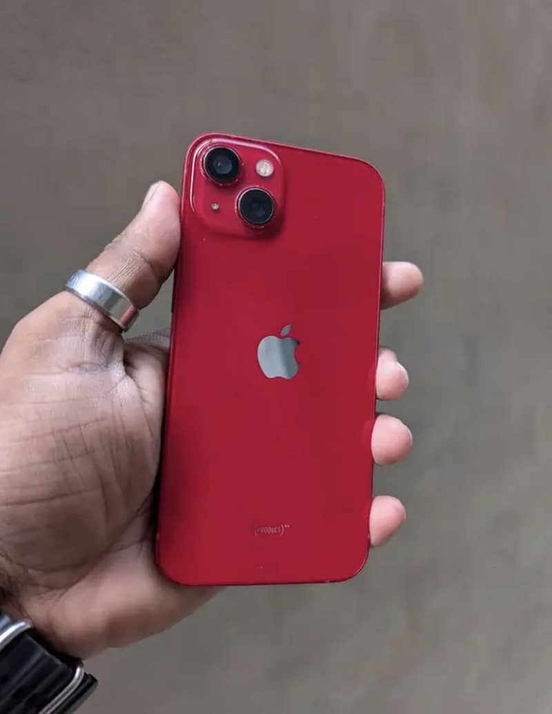 Apple iPhone 13 2