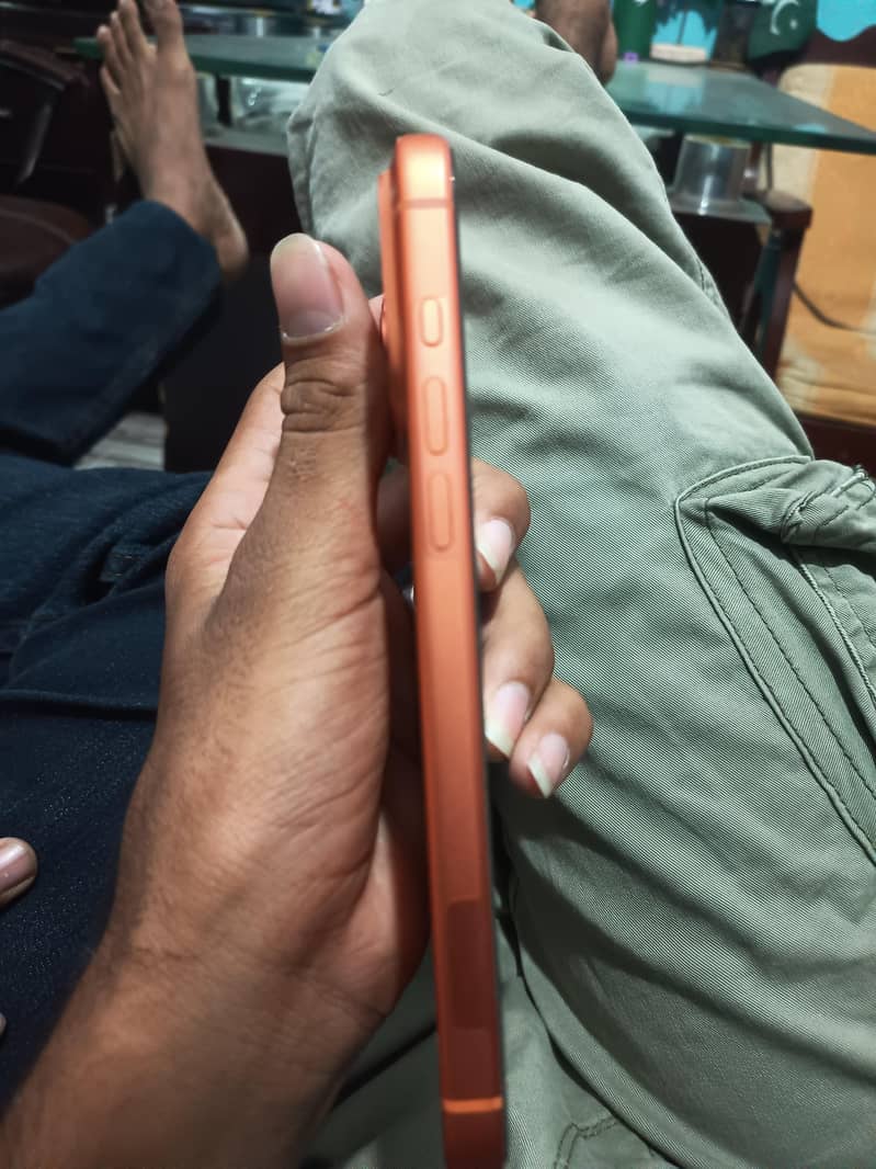 Apple iPhone 17 Pro Max 3