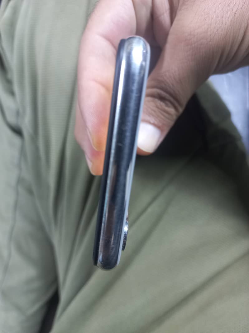 Apple iPhone X 1