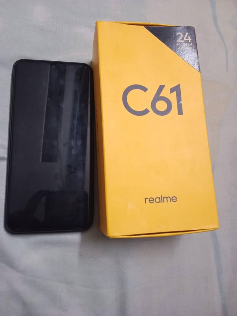 Realme C61 0