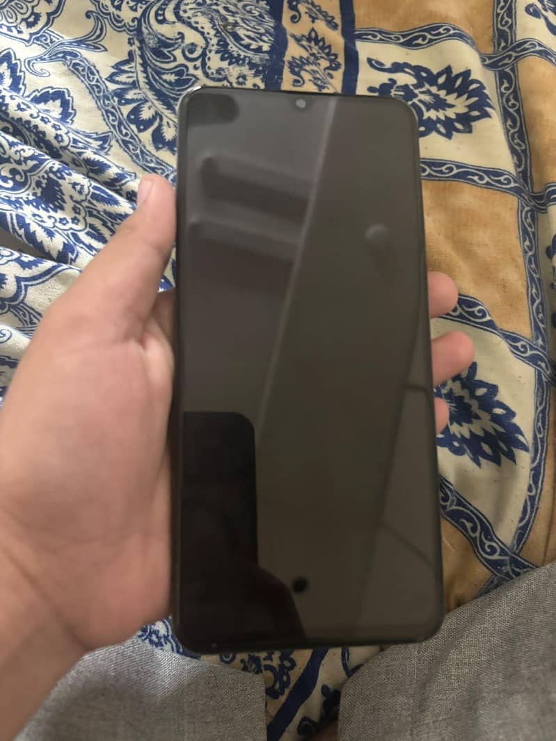 Realme C61 5