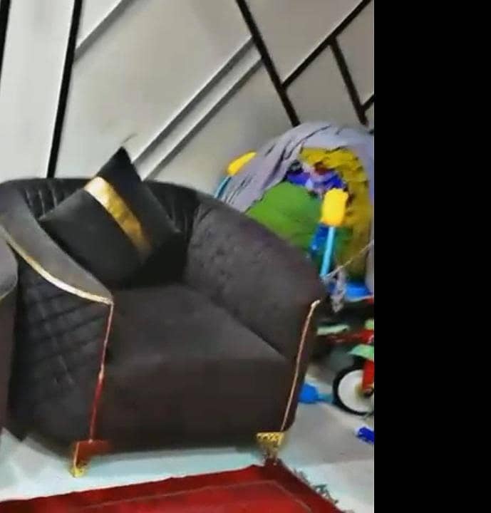 sofa set with table 4