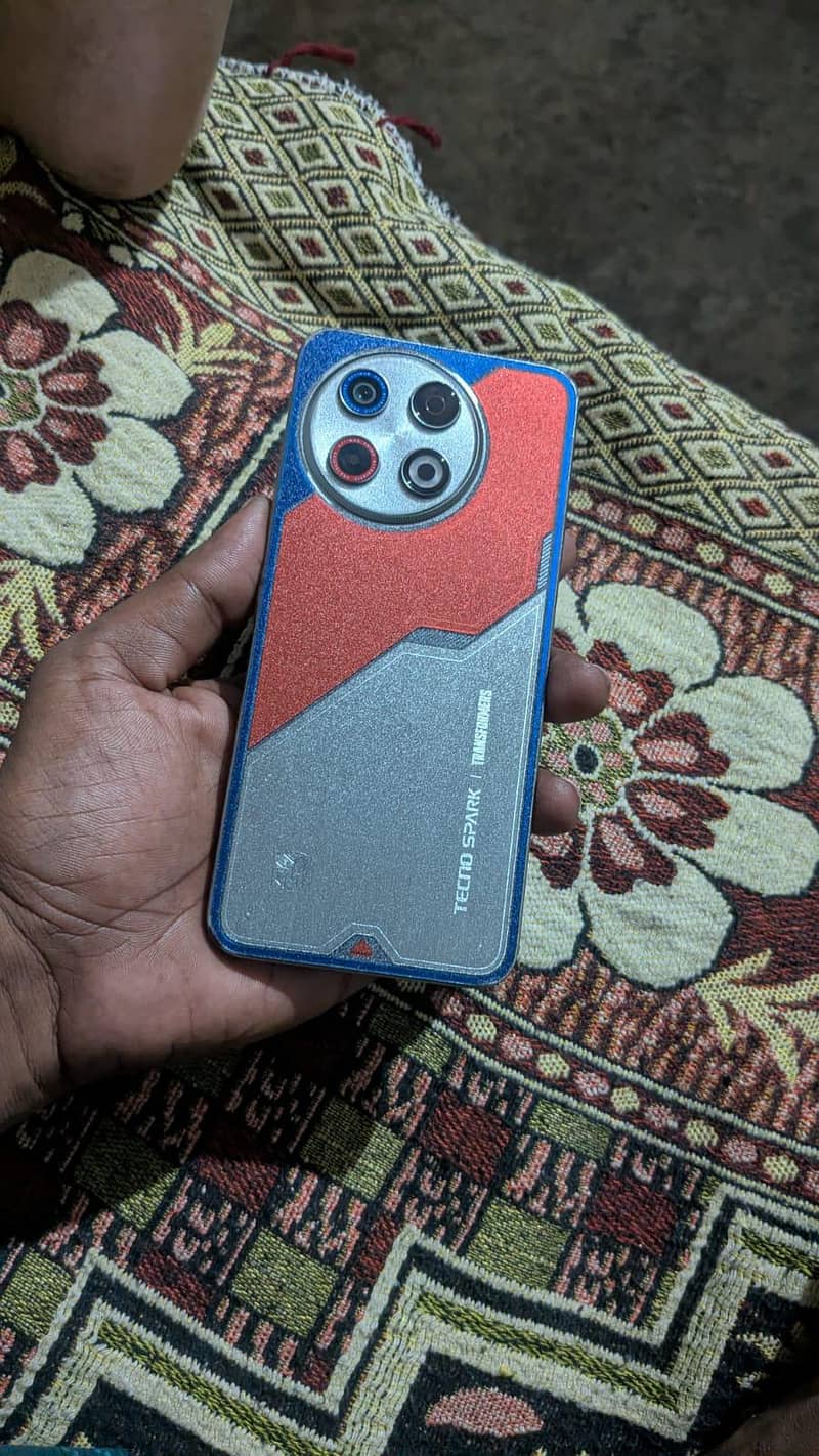 Tecno SPARK 30 Pro 3
