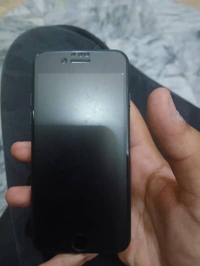 Apple iPhone 7