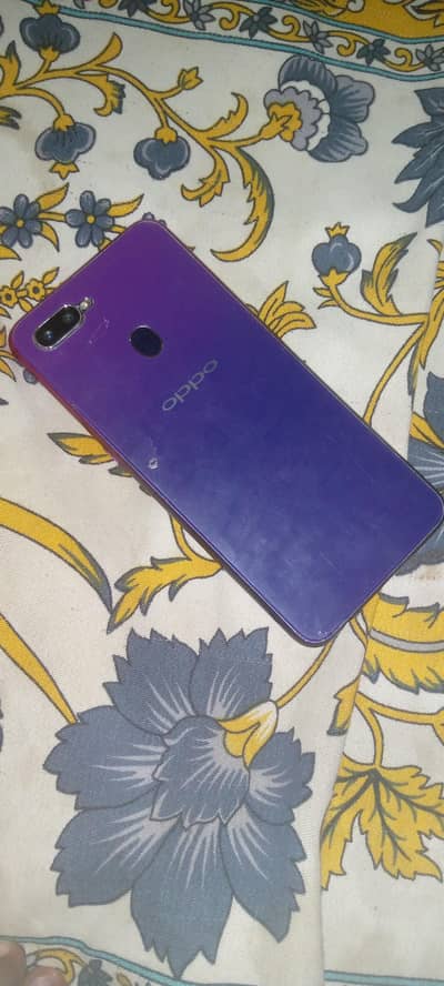 OPPO F9