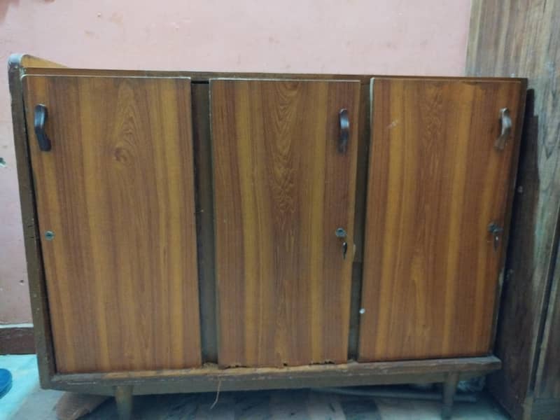 iron stand 0