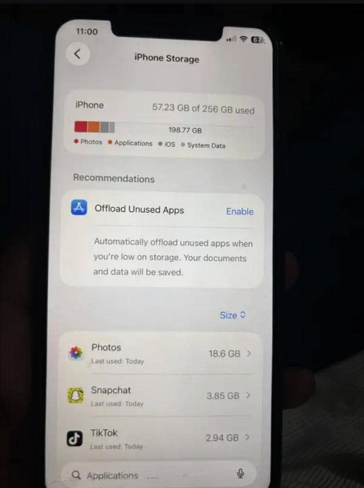 Apple iPhone 11 Pro Max 2