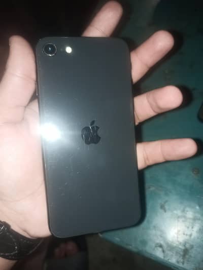Apple iPhone SE