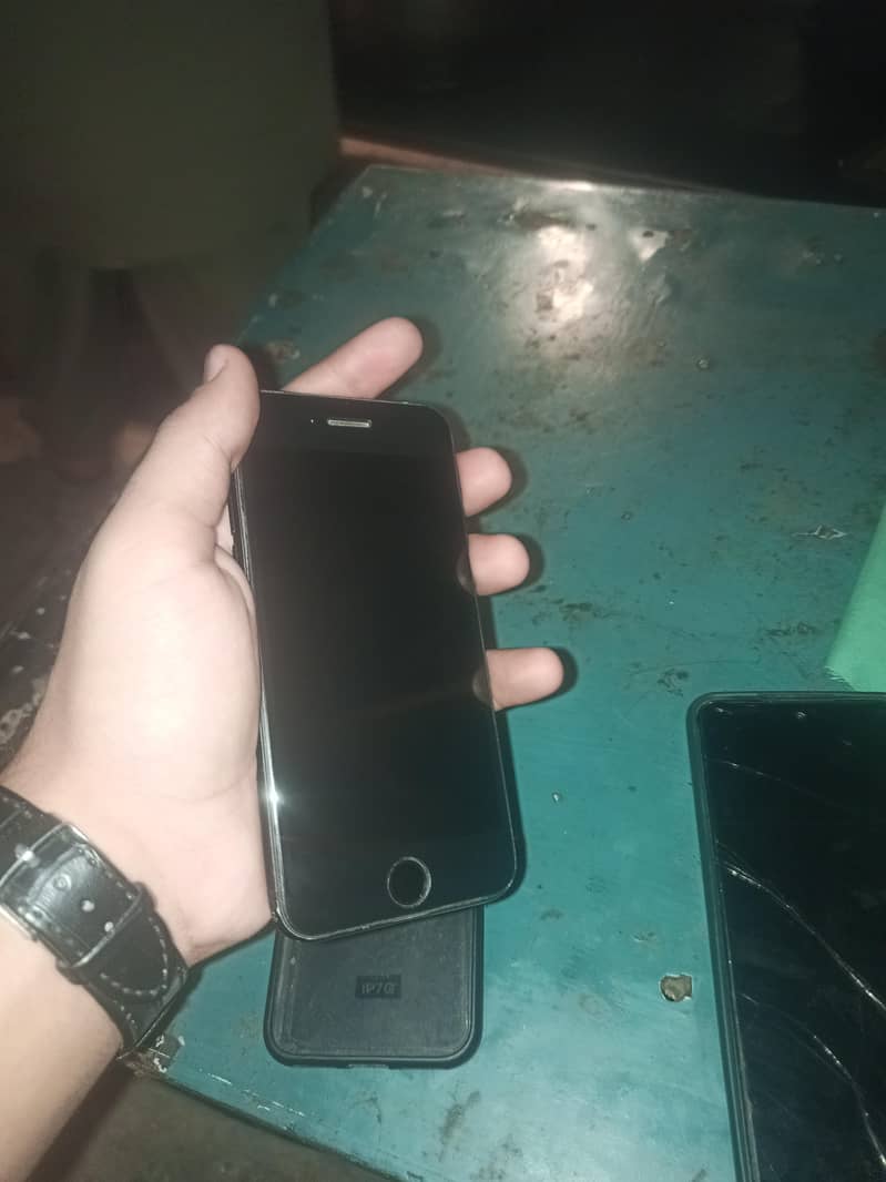 Apple iPhone SE 2