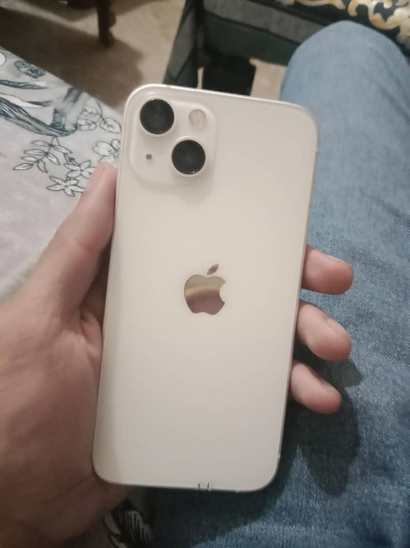 Apple iPhone 13 0