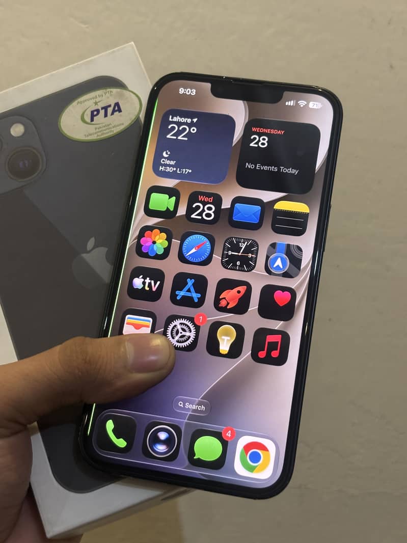 Apple iPhone 13 2