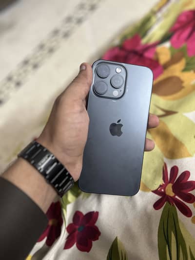 Apple iPhone 15 Pro Max