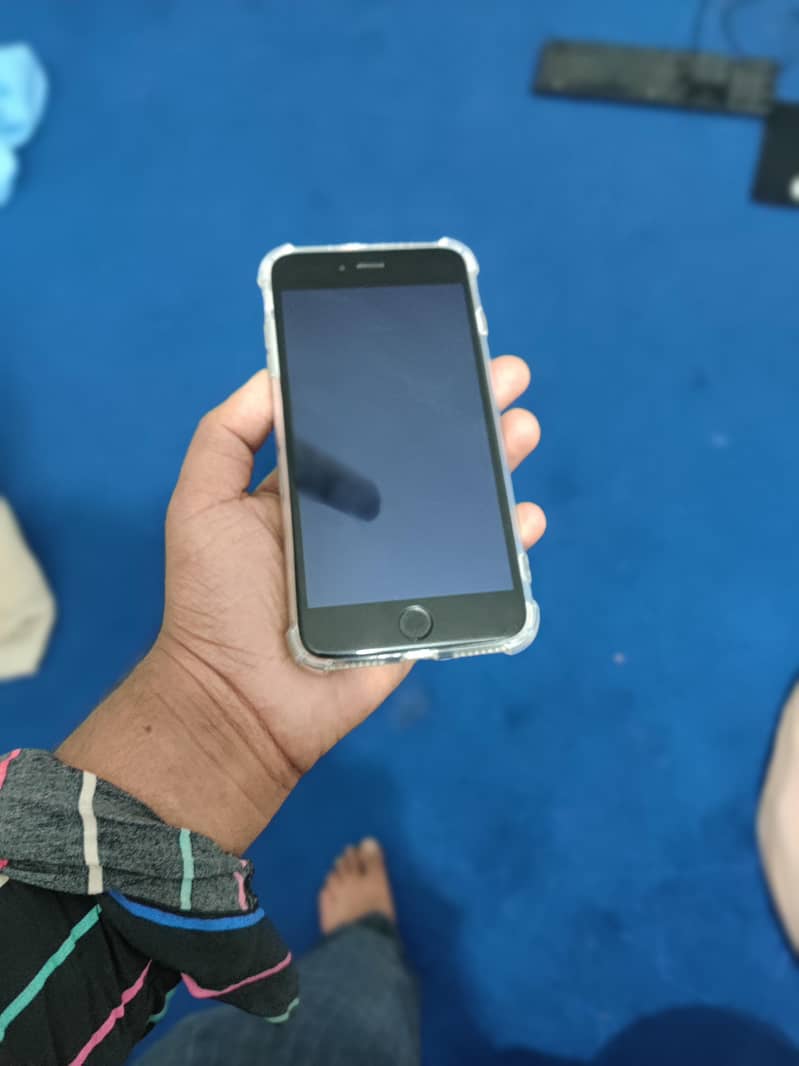 Apple iPhone 6 Plus 2