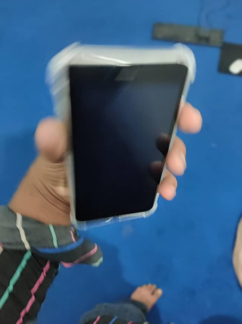 Apple iPhone 6 Plus 4