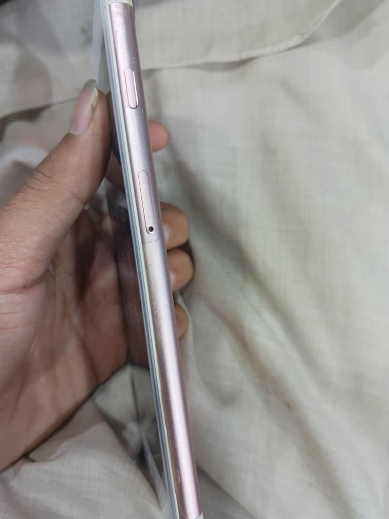 Apple iPhone 7 Plus 128 1