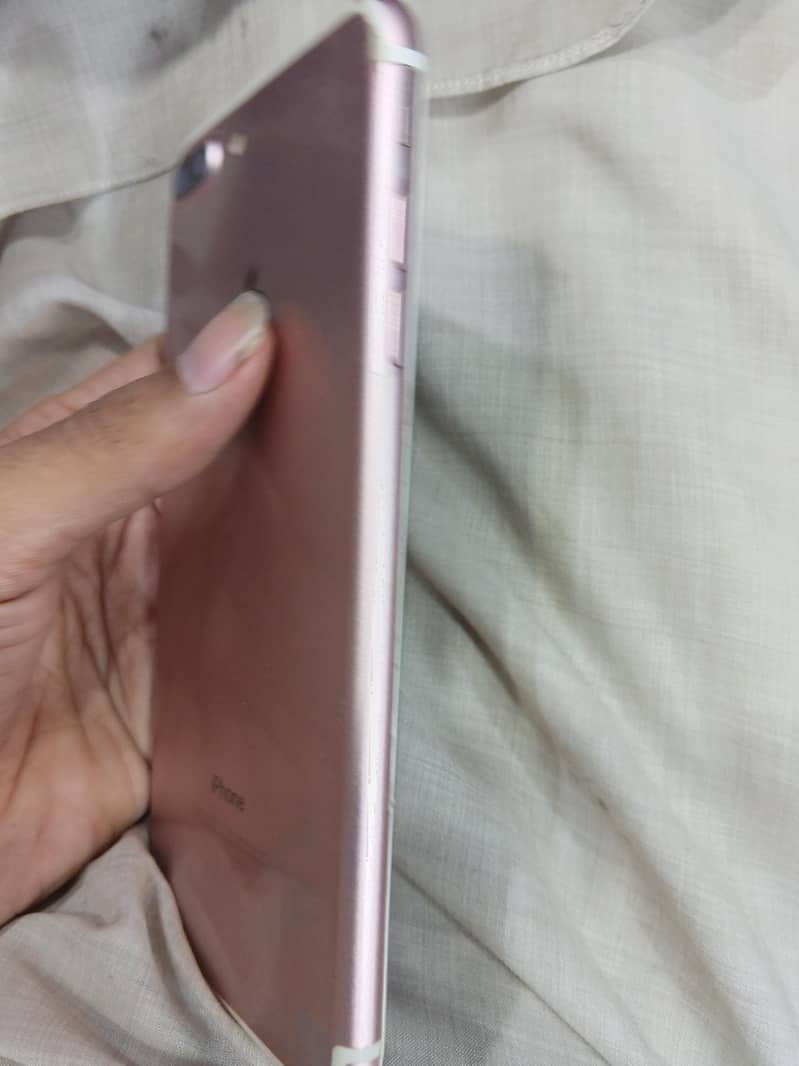 Apple iPhone 7 Plus 128 2