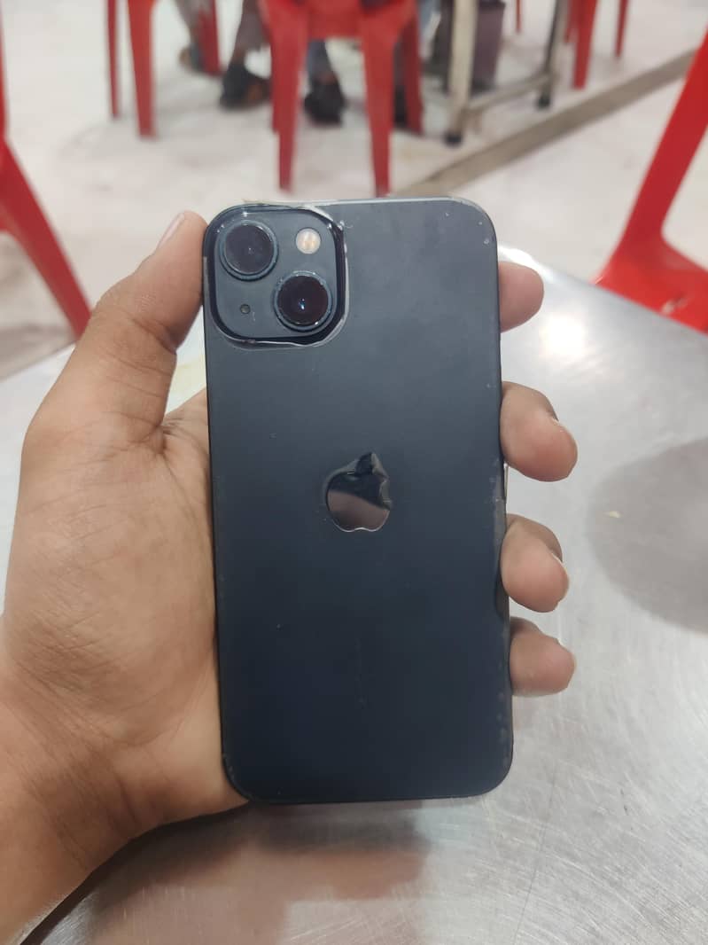 Apple iPhone 13 7