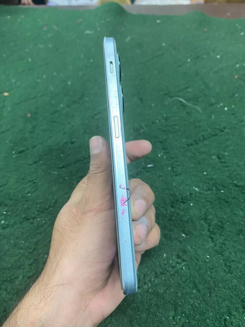 One Plus Ace 2V 2