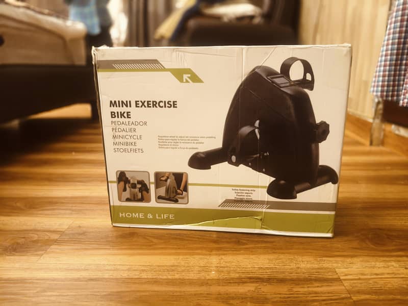 mini exercise  bike 0