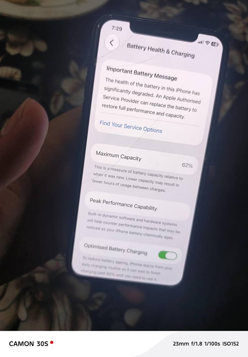 Apple iPhone 11 Pro 4