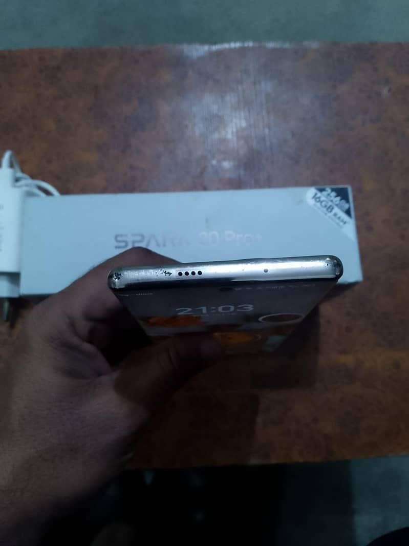 Tecno Spark 20 Pro Plus 6