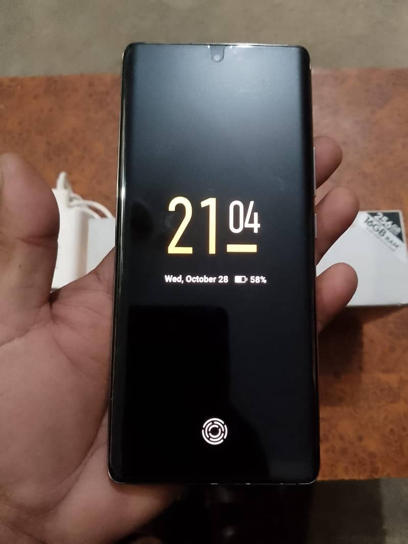 Tecno Spark 20 Pro Plus 8