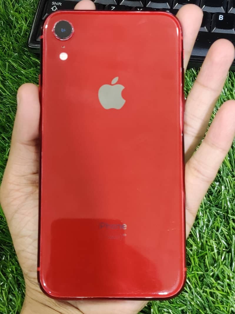 Apple iPhone XR 0