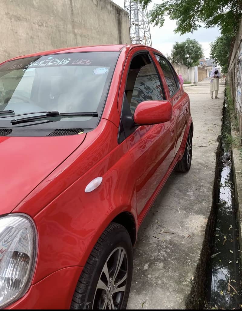 Toyota Vitz 2004 4