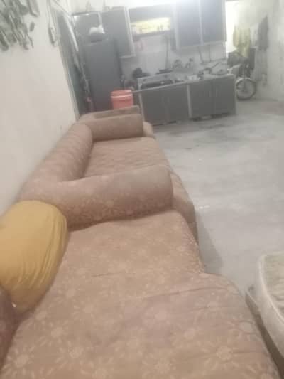 sub kuch OK ha 03066061218