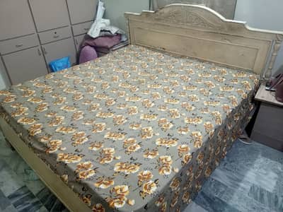 Wooden Bed Set without mattress