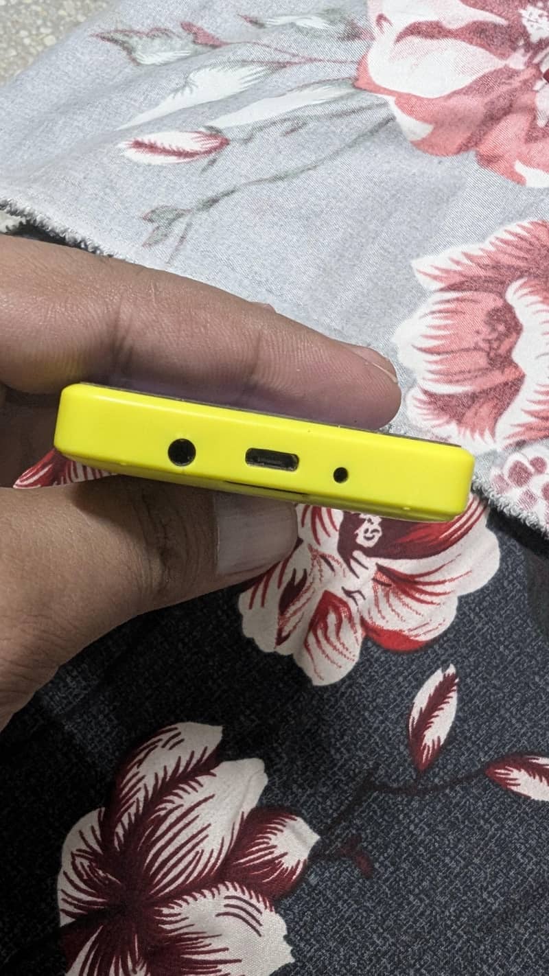 Nokia Asha 210 1