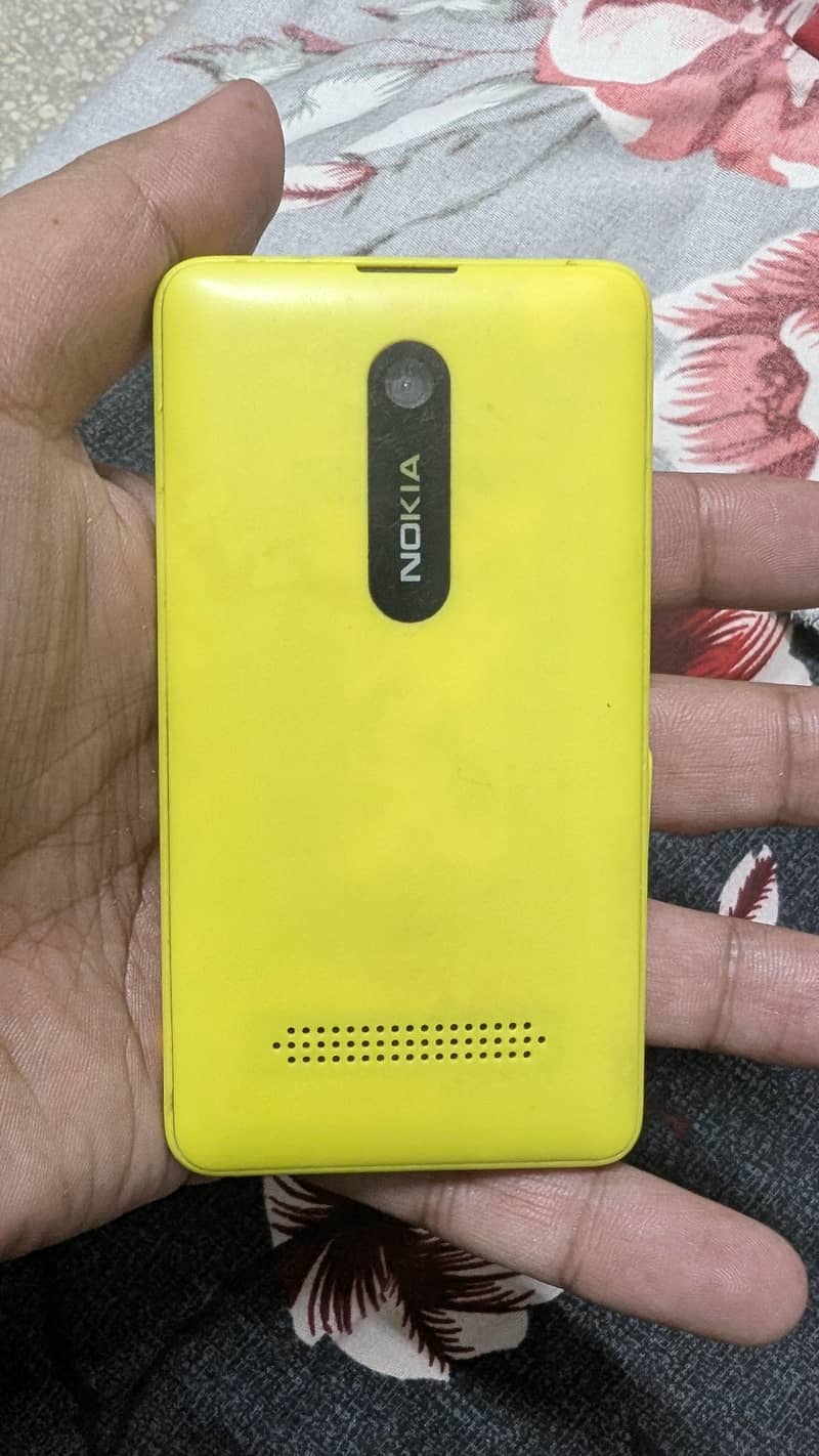 Nokia Asha 210 4