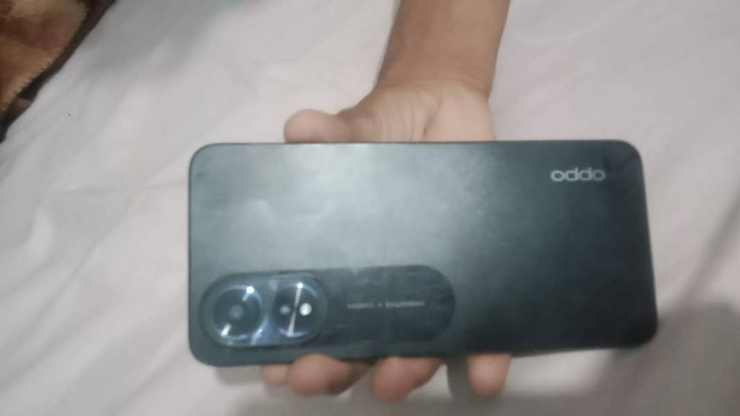OPPO A18 0
