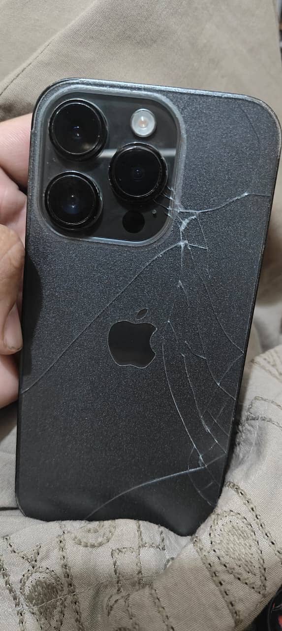 Apple iPhone 14 Pro 3