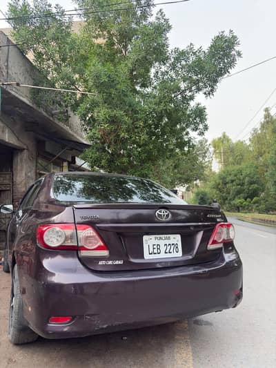 corolla GLi 2012