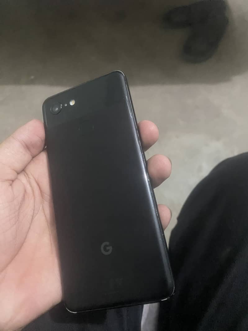 Google Pixel 3 8