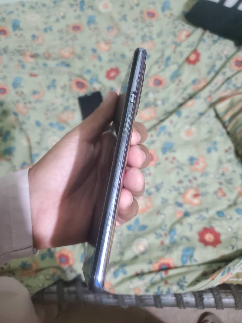 One Plus 9 6