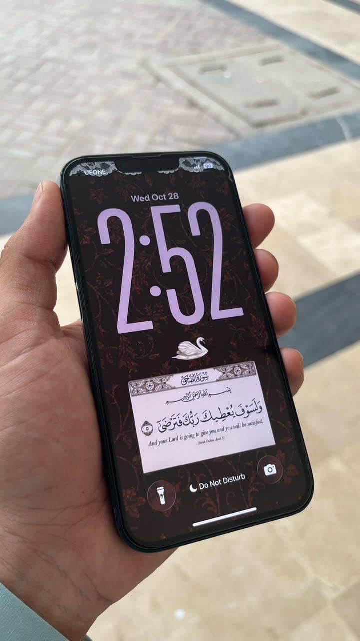 Apple iPhone 13 6