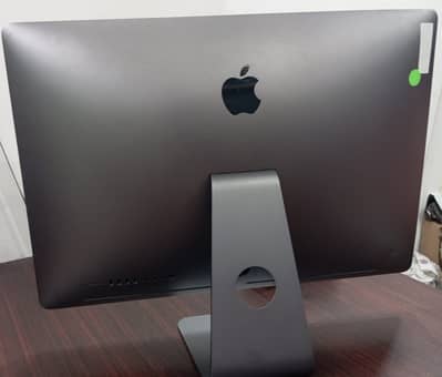 CTO APPLE IMAC PRO 27" XEON 64GB RAM 1TB SSD 16GB GPU
