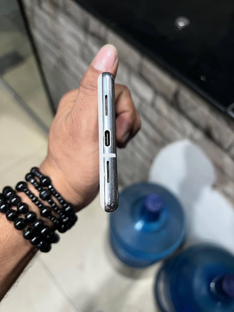 Google Pixel 6 Pro 2