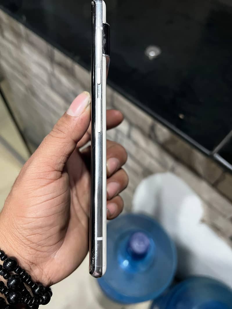 Google Pixel 6 Pro 9