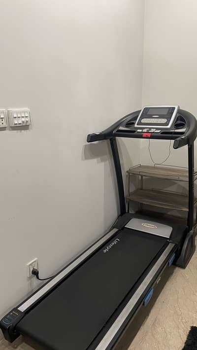 Lifestyle slightly used treadmill