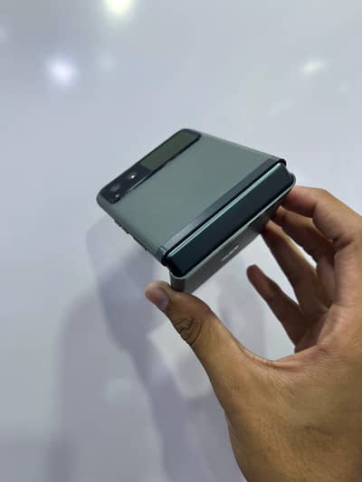 Motorola Razr 40 pta official approved