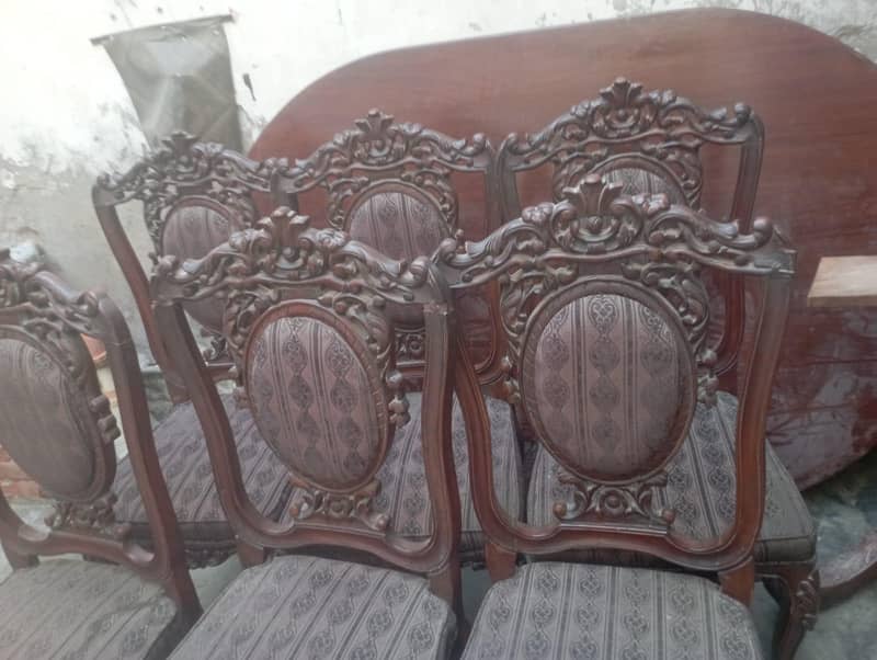 Dining table 3