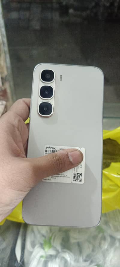 Infinix Hot 60 Pro