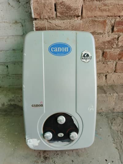 Canon Instan Gas Geyser (one year used only)